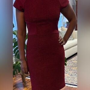 Julia Jordan Burgundy Dress. Size 8. Christmas, guest,special occasion. Elegant!
